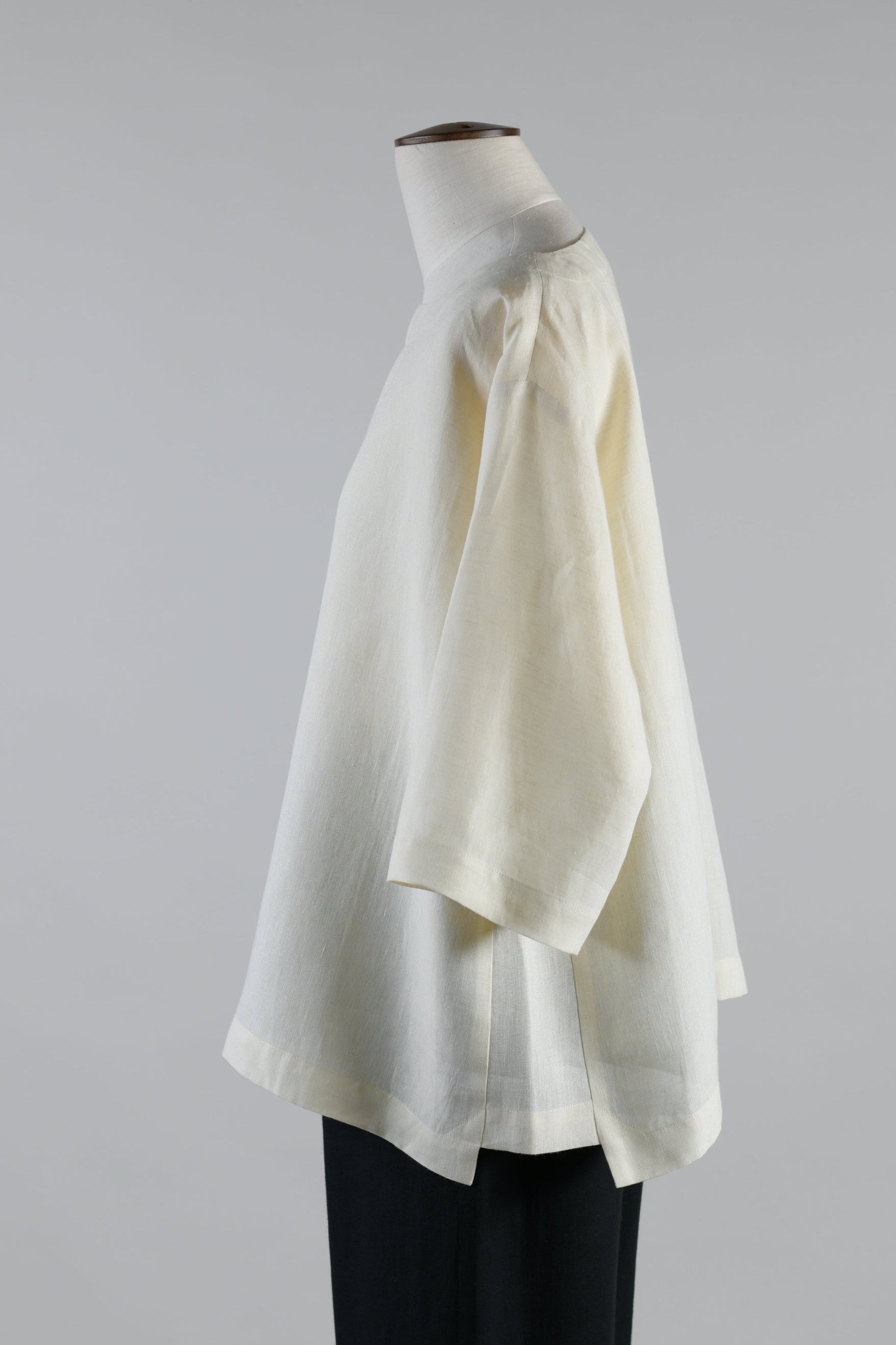 linen slim a-line 3/4 slv scoop neck tunic - mid plus (limestone)