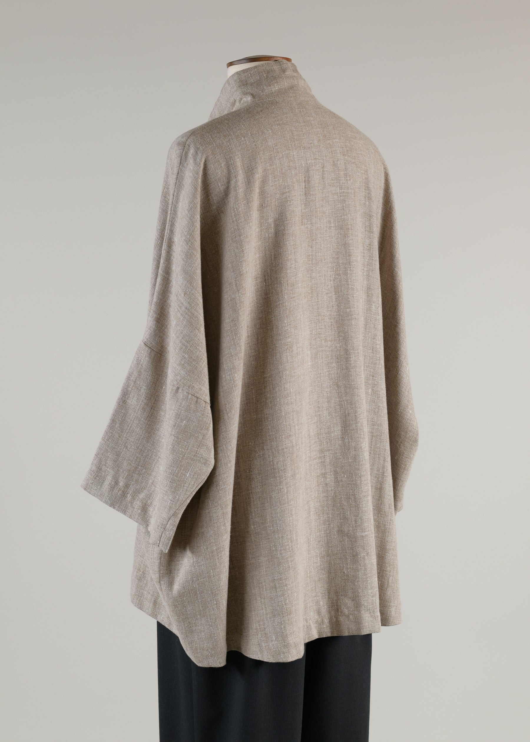 sloped shldr jckt w/dbl stnd col - long (3/4slv)