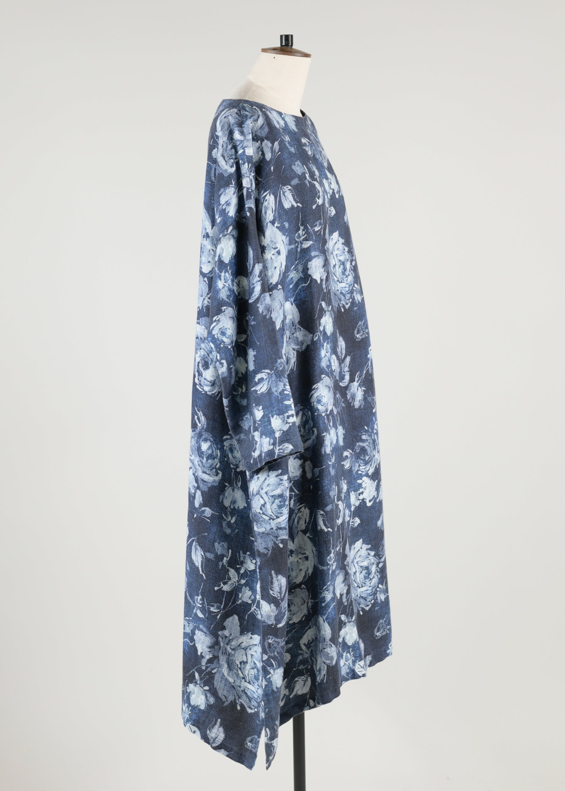 wide a-line scoop neck dress