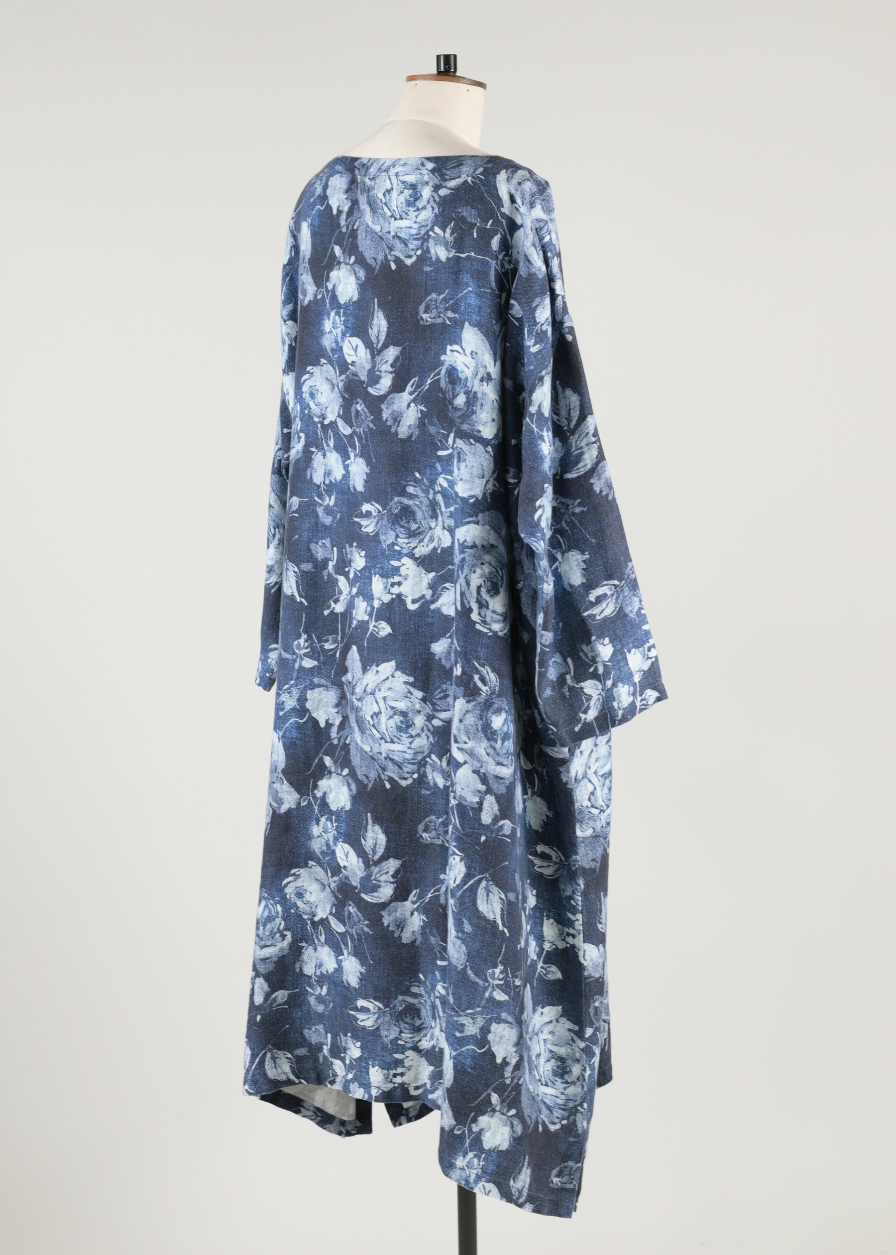 wide a-line scoop neck dress