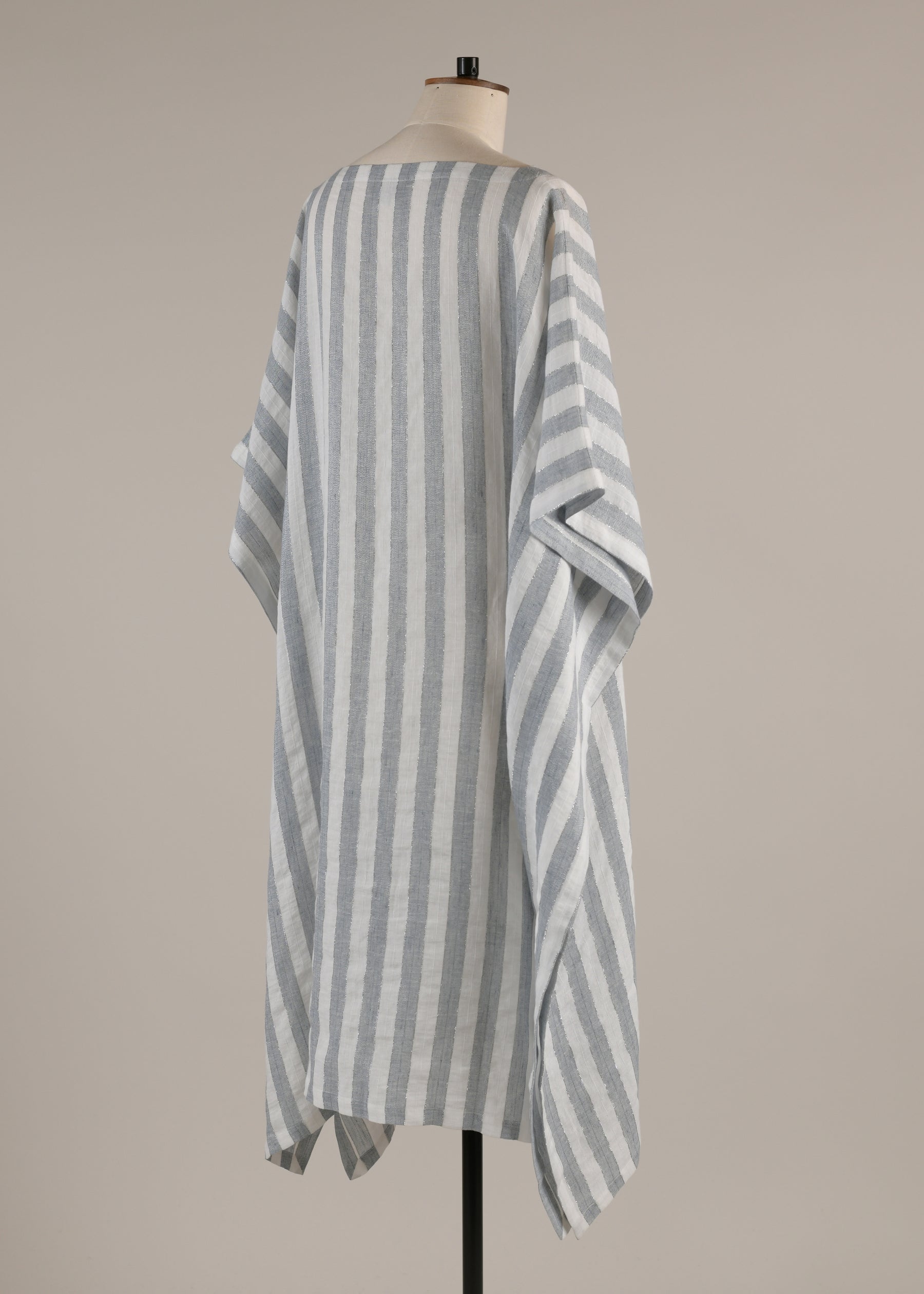 scoop neck kaftan dress - 3/4 length