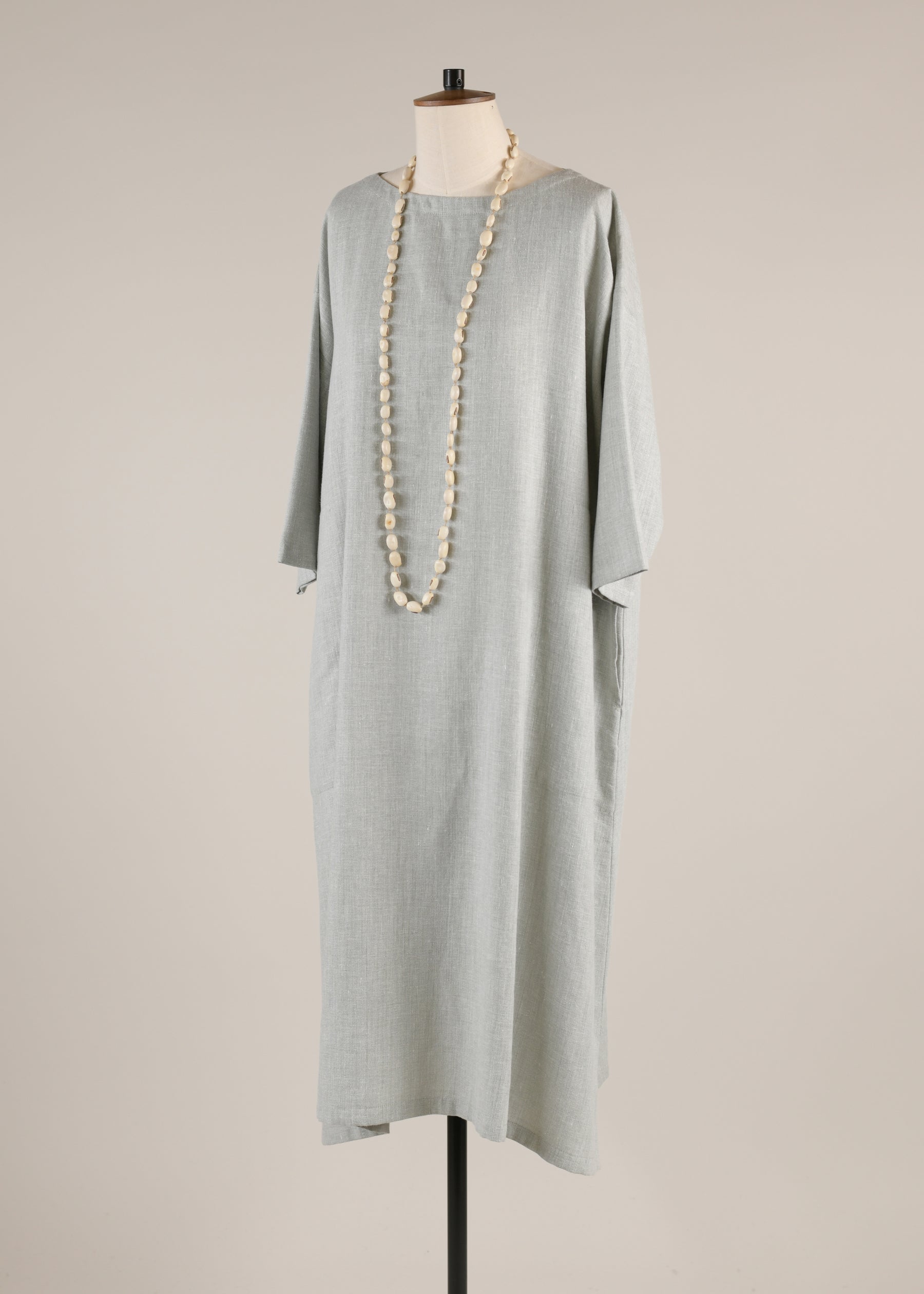 3/4 sleeve wide a-line scoop neck dress