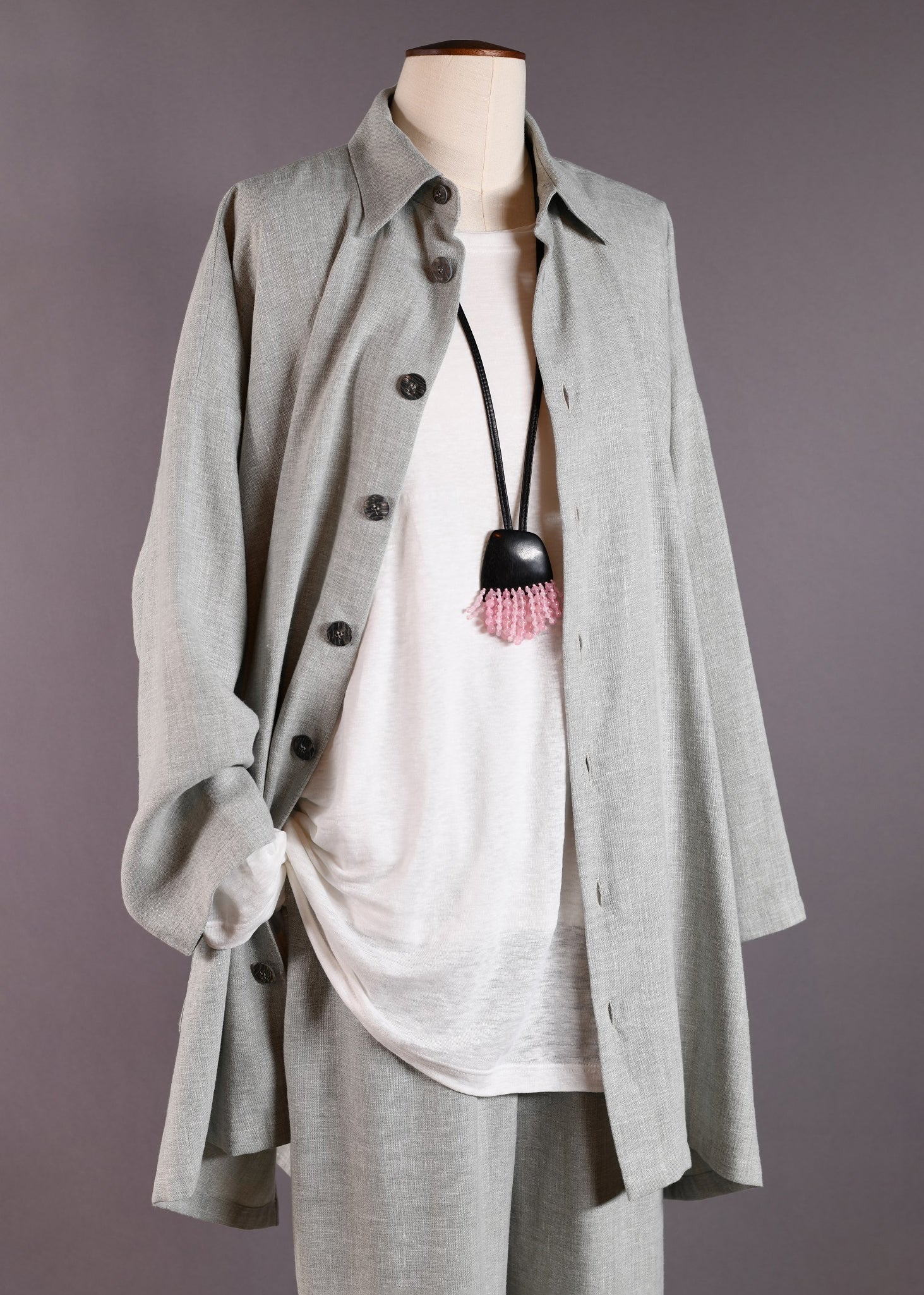 wide a-line back pleat jacket w/collar - long plus