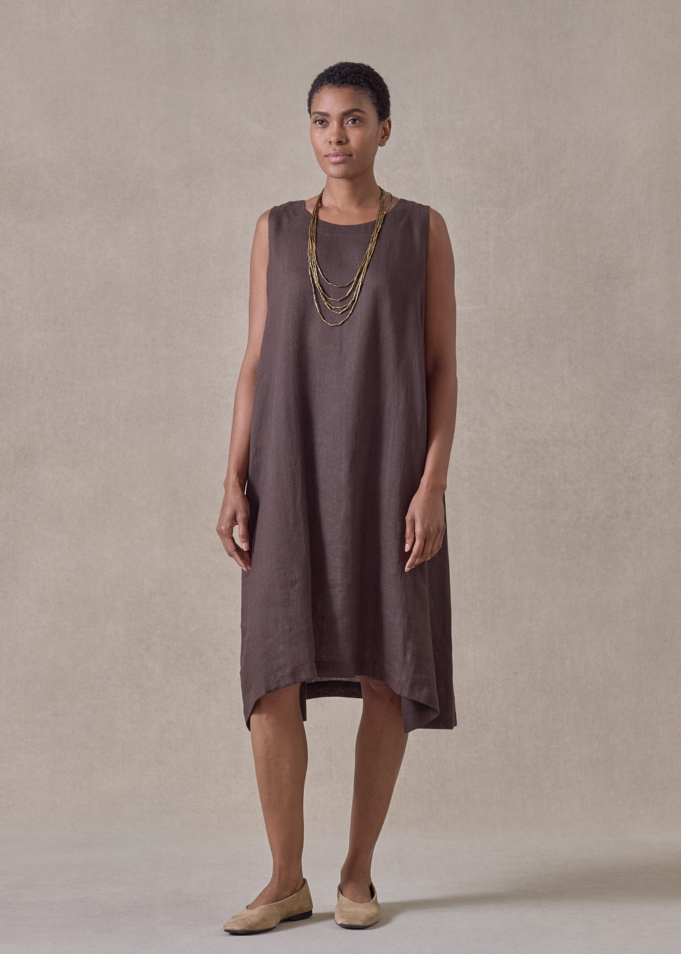 handkerchief linen 3/4 length side pleated sleeveless dress (bitter)
