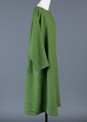 linen side panelled scoop neck dress in darklime