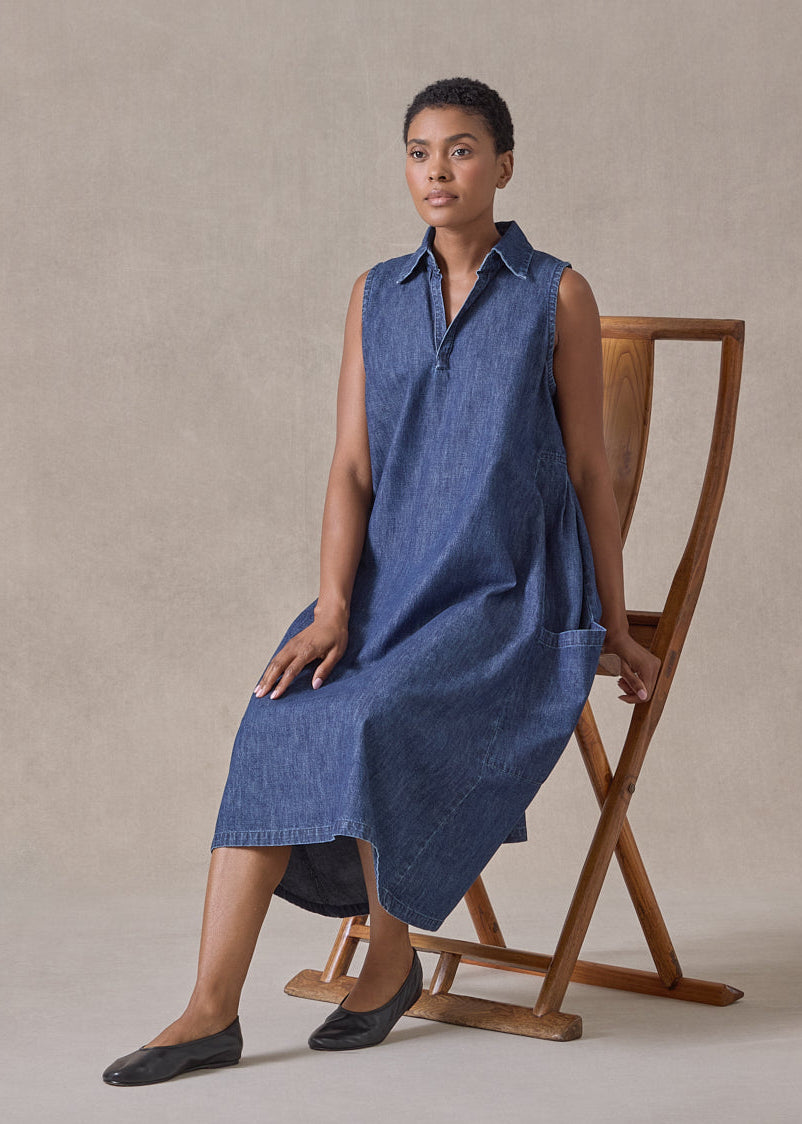 cotton denim 3/4 length pleat sleeveless dress with collar and front placket opening (jeandark)