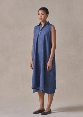 cotton denim 3/4 length pleat sleeveless dress with collar and front placket opening (jeandark)