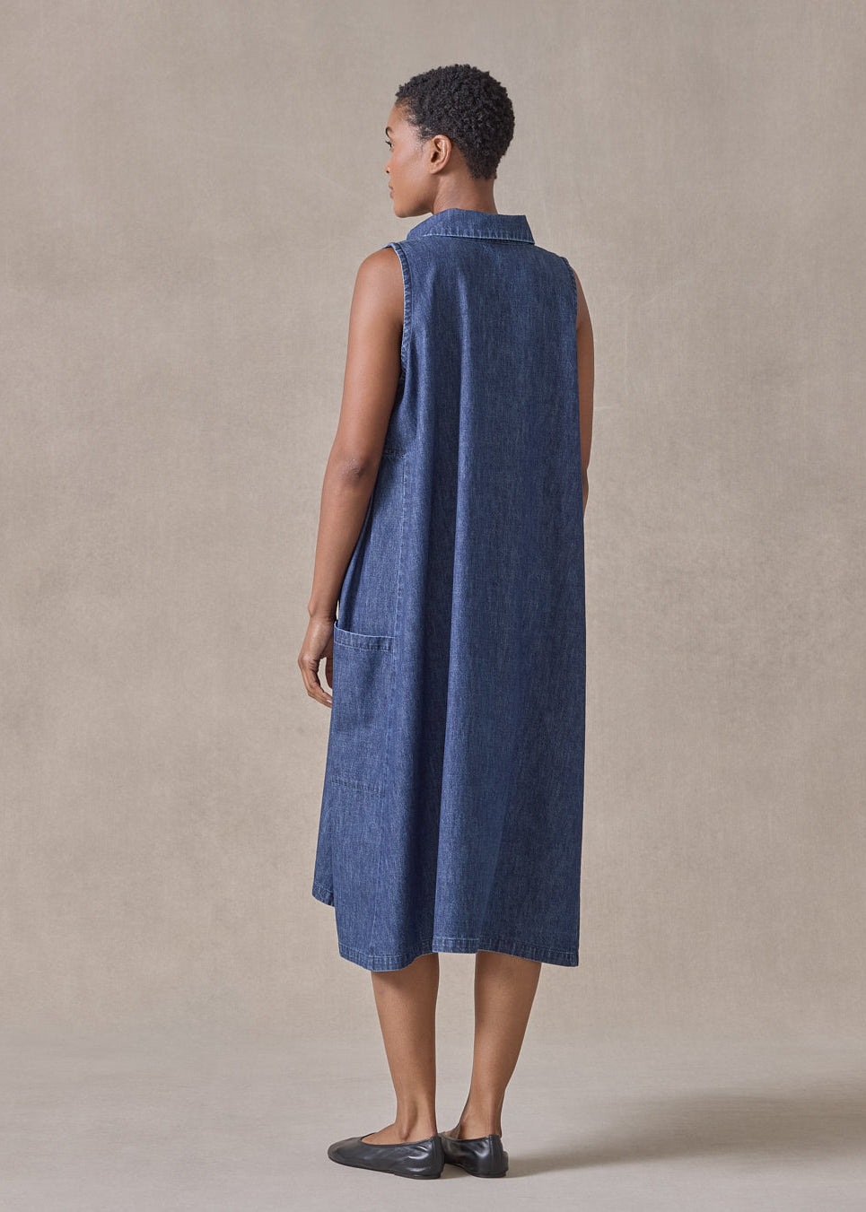 cotton denim 3/4 length pleat sleeveless dress with collar and front placket opening (jeandark)