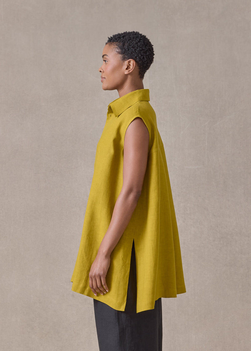 lightweight linen slim a-line sleeveless shirt with collar and side details - long (dijon)