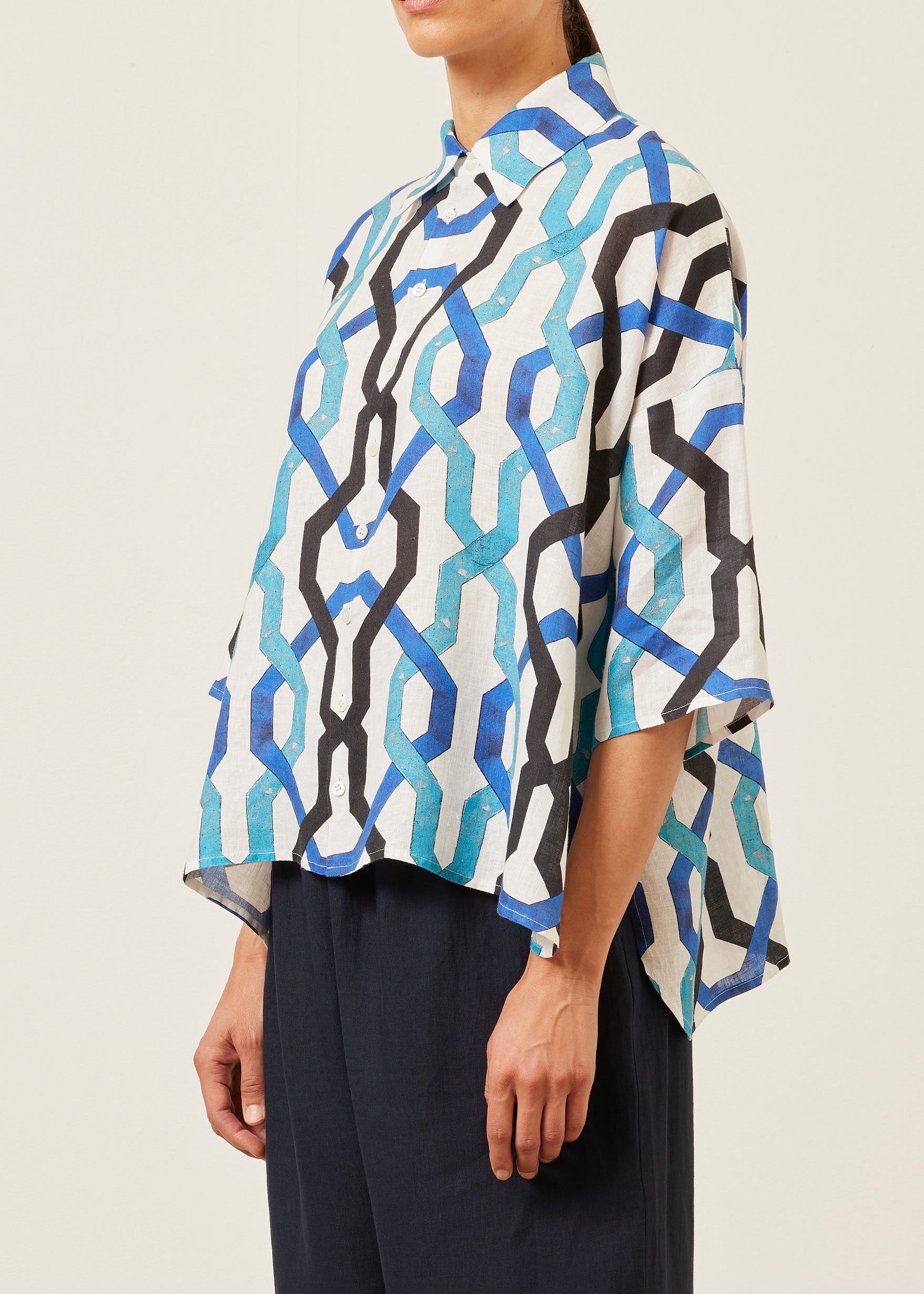 linen sloped shoulder wide a-line short sleeve shirt with collar - mid