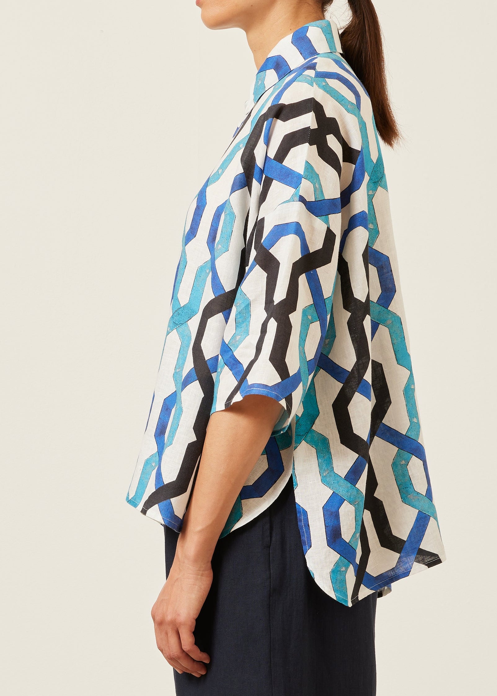 linen sloped shoulder wide a-line short sleeve shirt with collar - mid