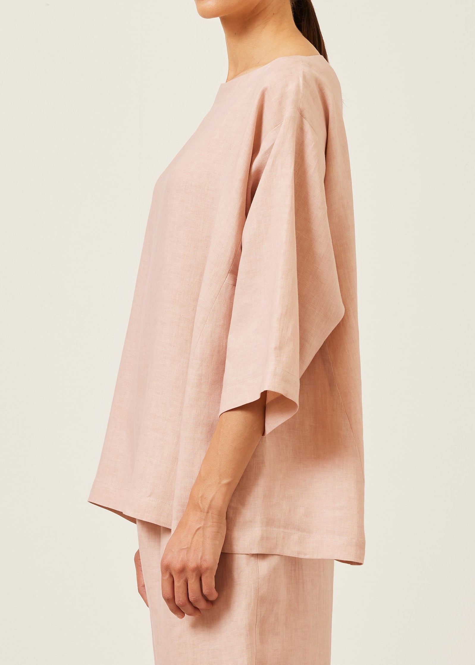 linen side panelled 3/4 sleeve scoop neck tunic - mid plus