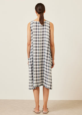 linen mix 3/4 length side pleated sleeveless dress