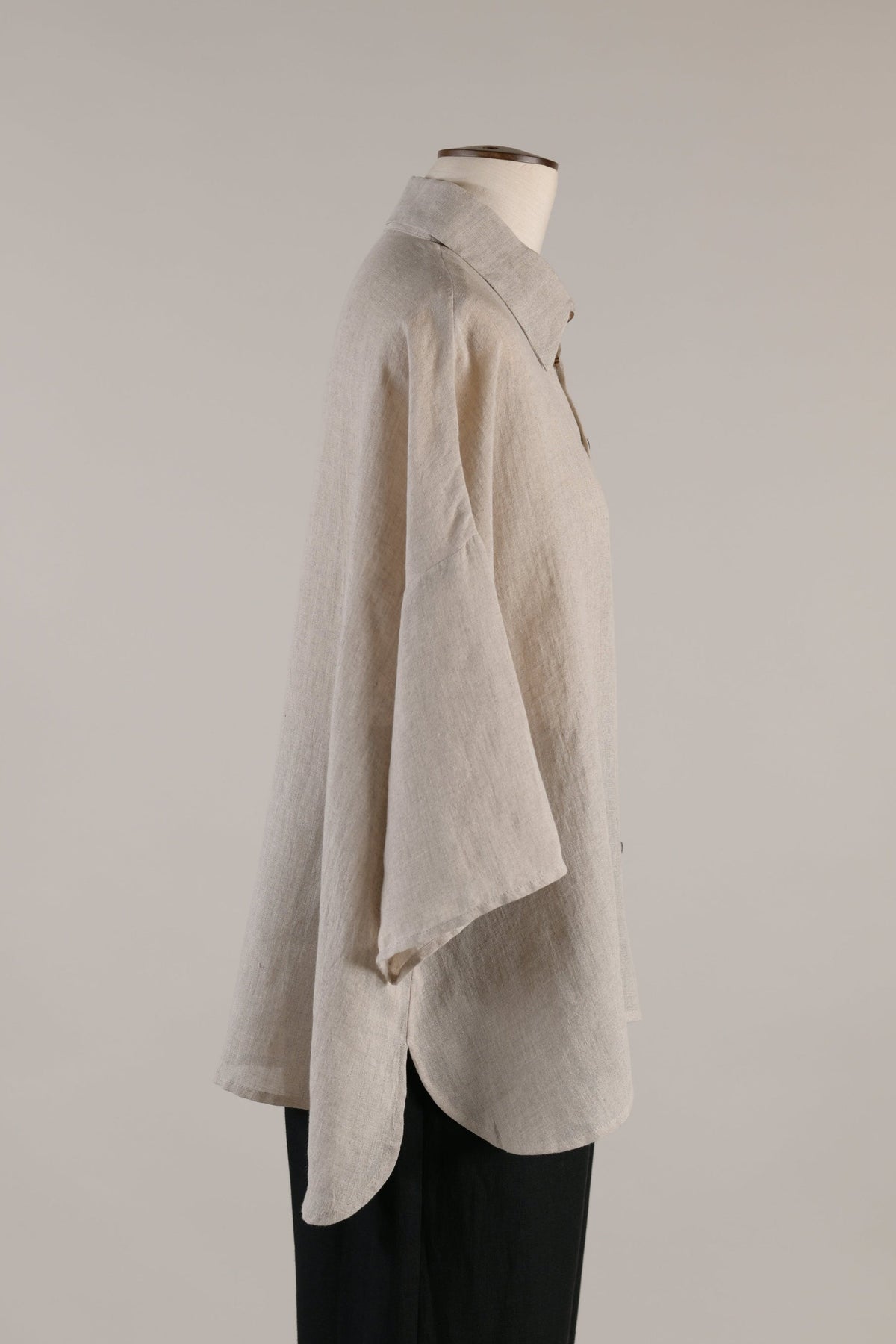 linen sloped shoulder wide a-line  shirt with collar - mid (natural)