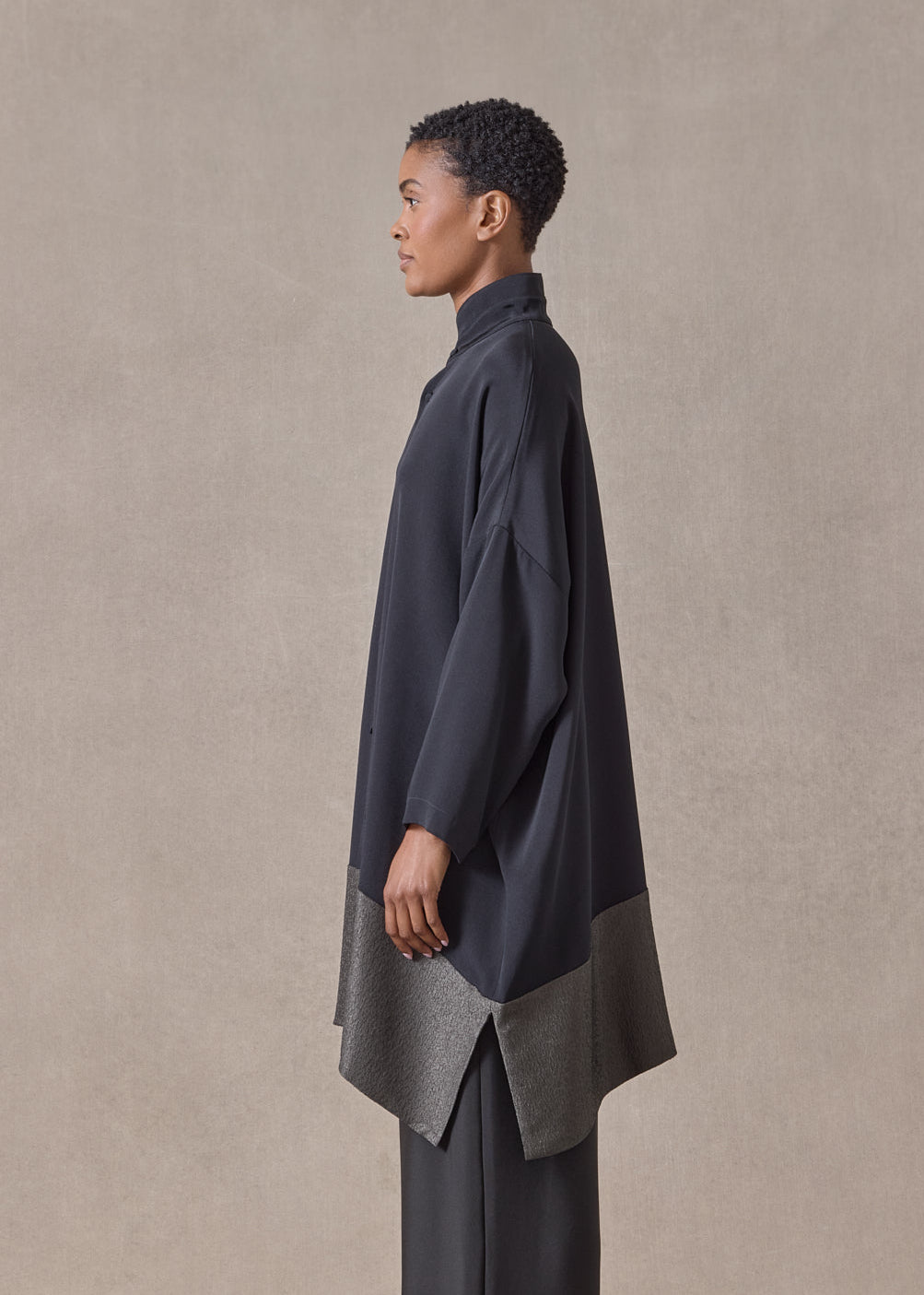 silk and lamé wide double stand collar shirt - very long with slits (black with mossdark)