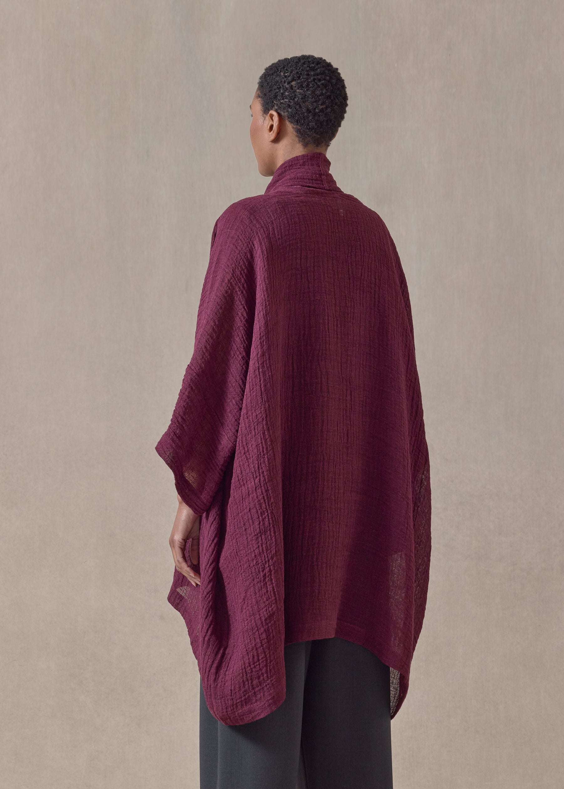 linen gauze wide short sleeve scrunch shawl collar jacket - long plus (cochineal)