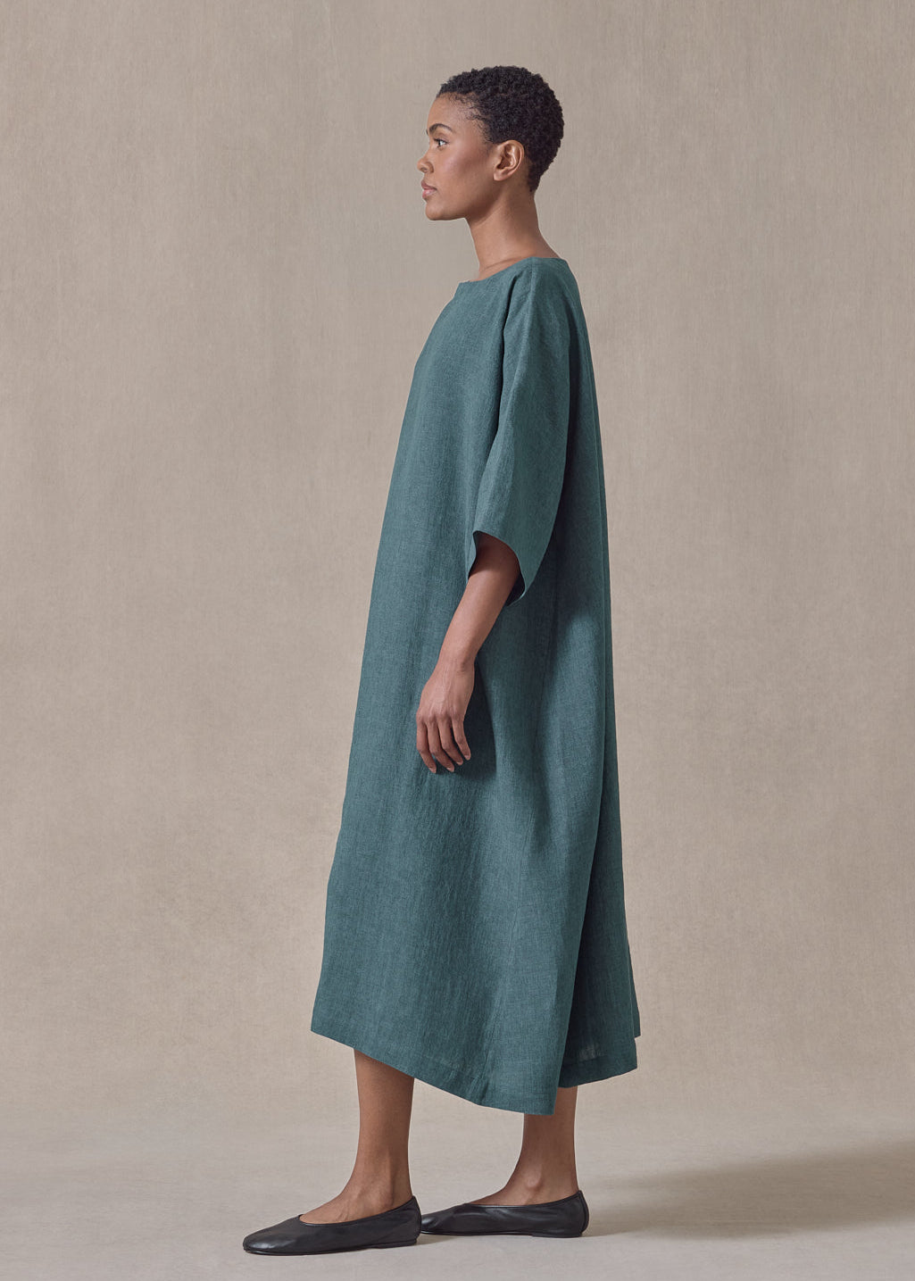 linen angle-to-front side seam scoop neck t shirt dress (tealgreen)