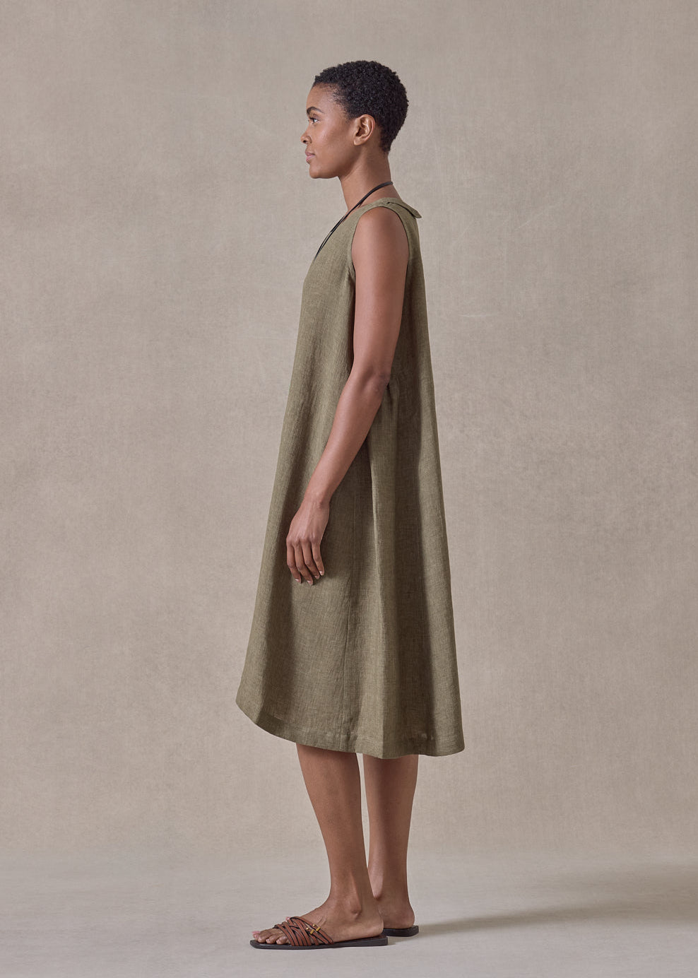 linen 3/4 length side pleated sleeveless dress