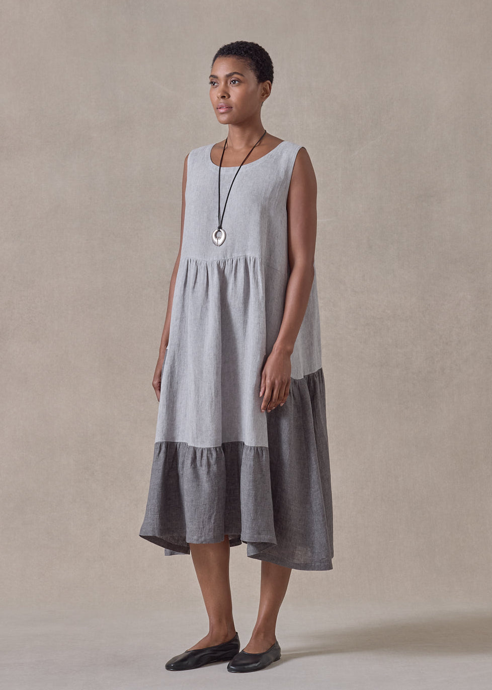 linen two tone tiered pleated sleeveless dress (greymix)