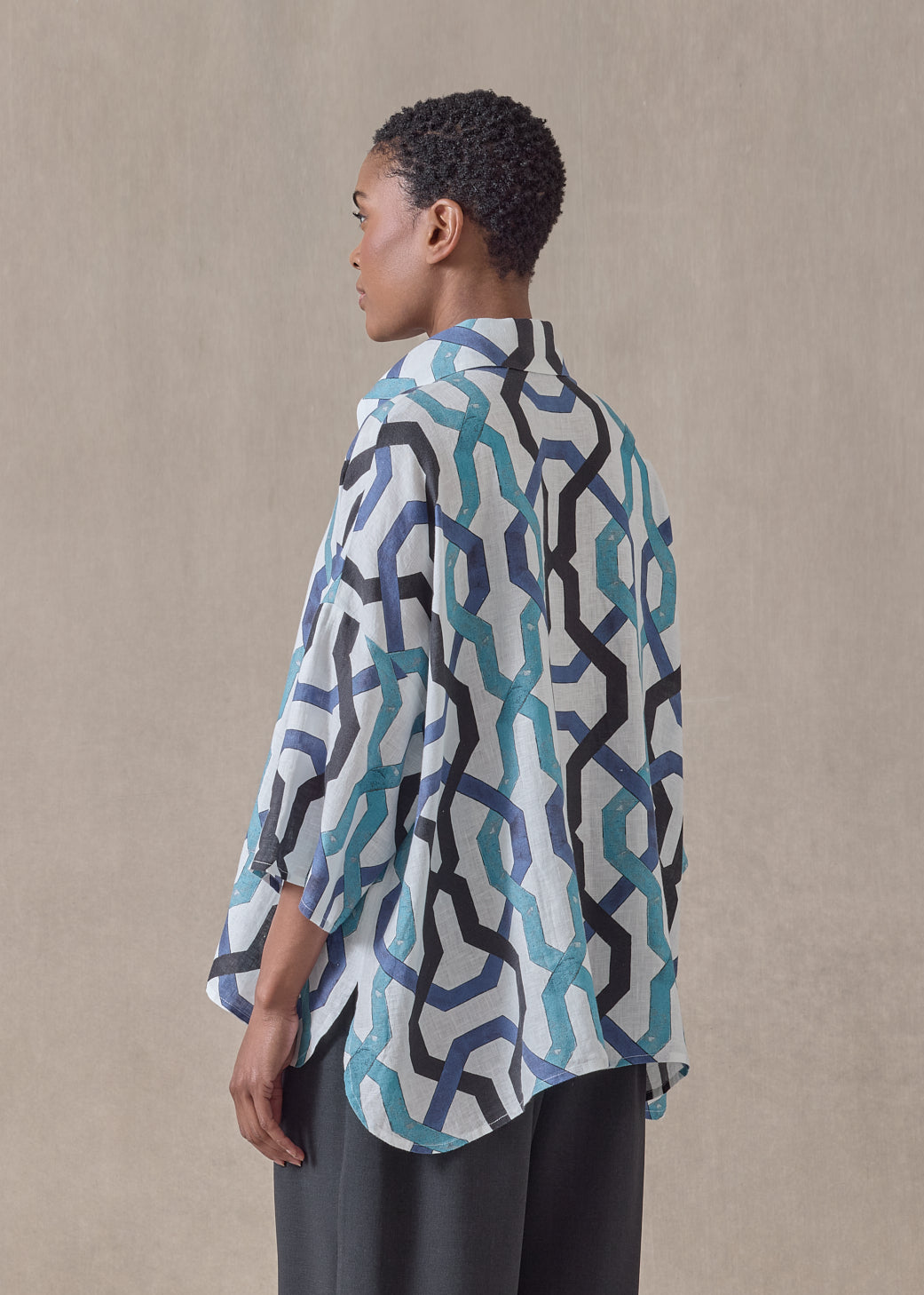 linen sloped shoulder wide a-line short sleeve shirt with collar - mid (blues)
