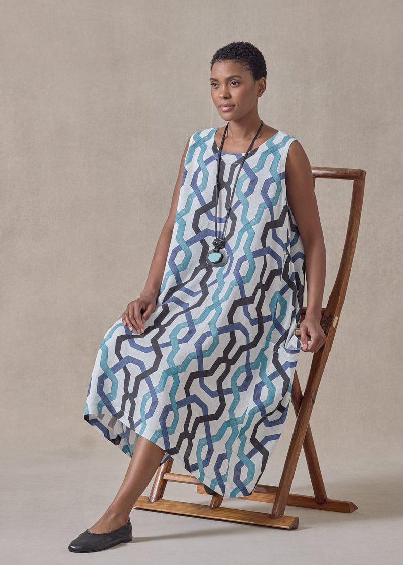 handkerchief linen 3/4 length side pleated sleeveless dress (blues)