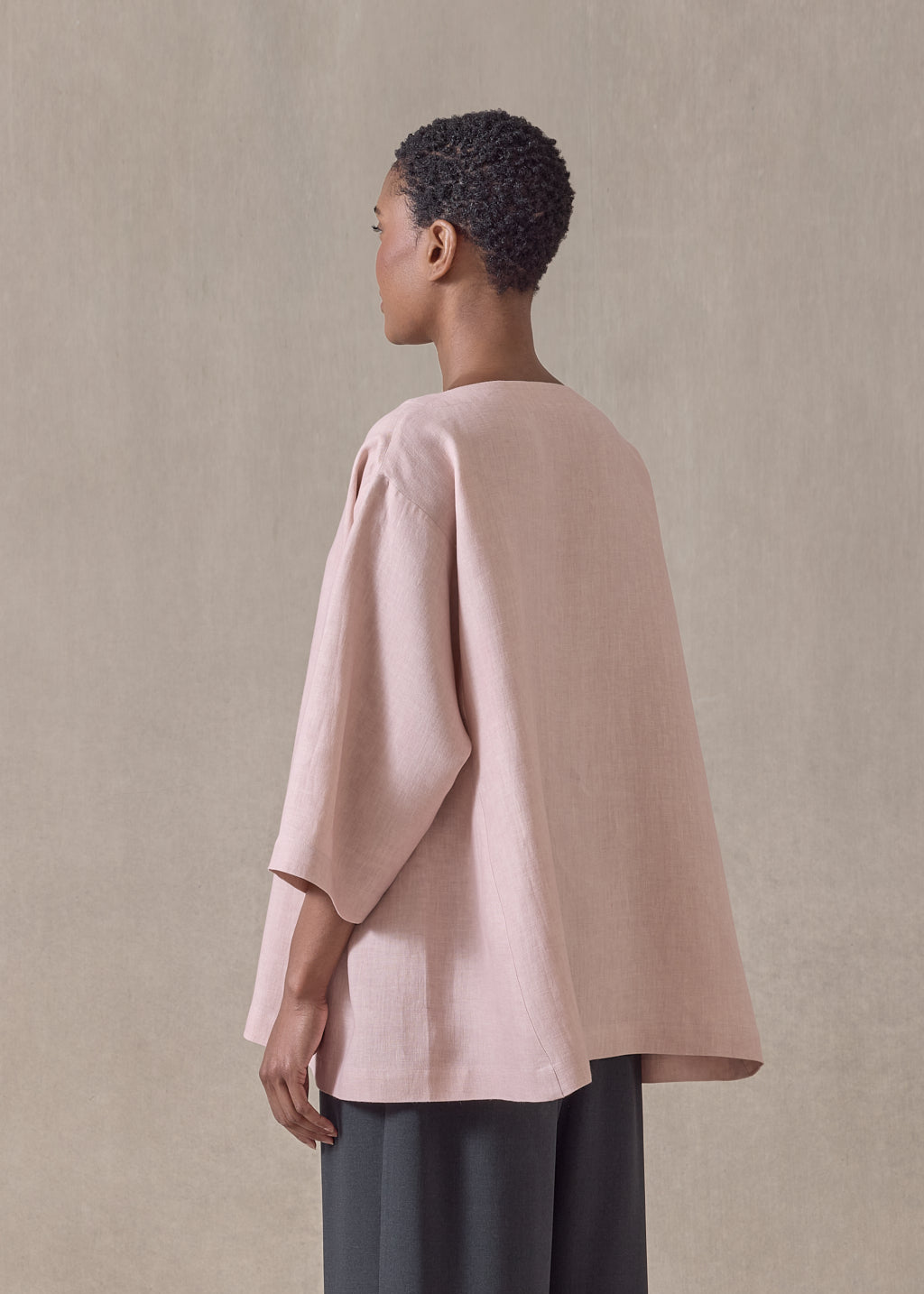 lightweight linen side panelled 3/4 sleeve scoop neck tunic - mid plus (rosepowder)
