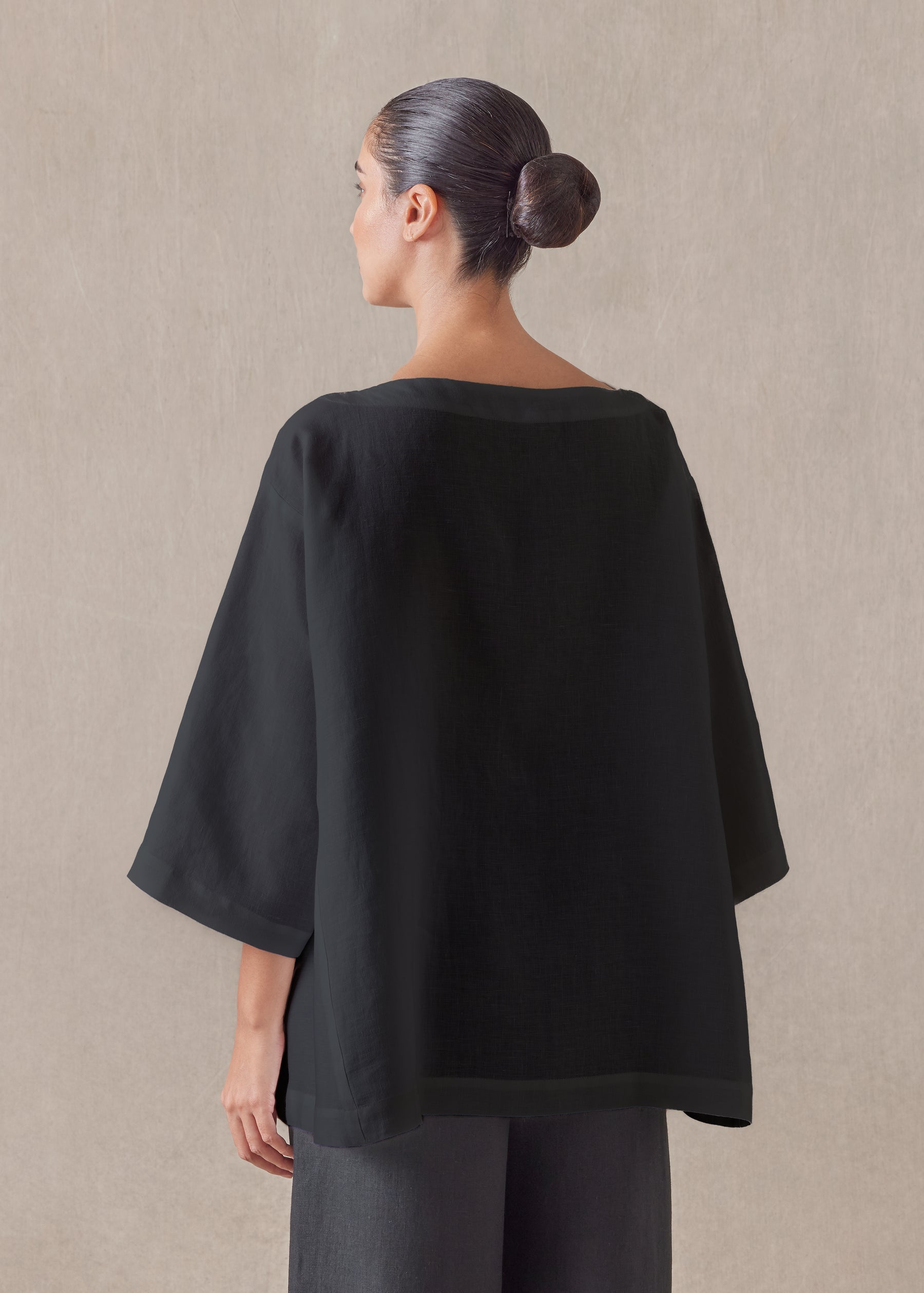 linen side panelled 3/4 sleeve scoop neck tunic mid plus
