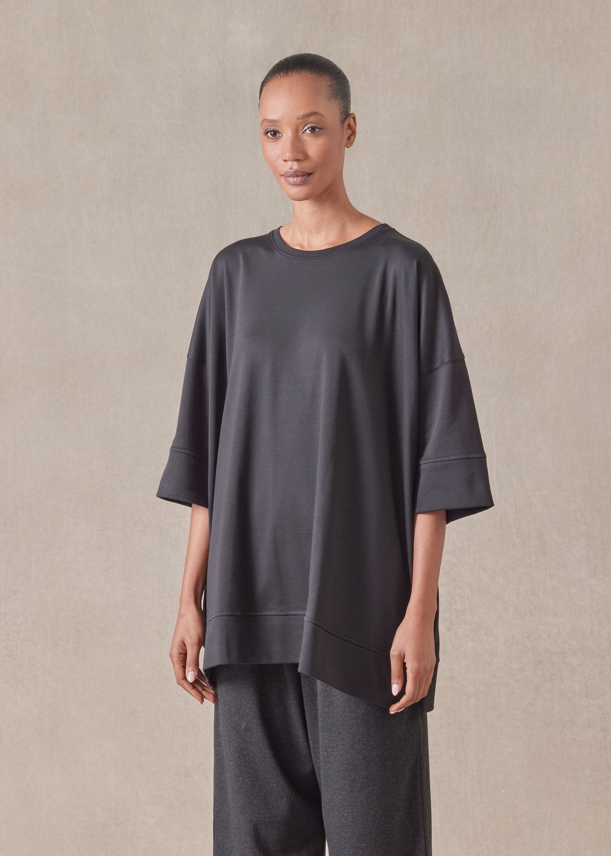 cotton jersey round neck 3/4 sleeve top with hembands - long