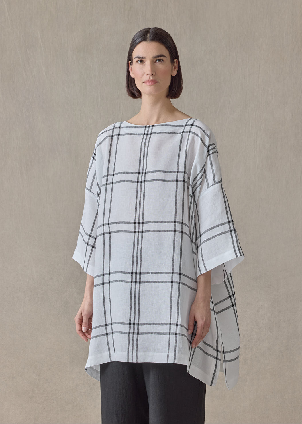 linen 3/4 sleeve scoop neck tunic - long plus with slits (white)