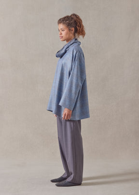 silk linen wool mix  angled to front monks top - long