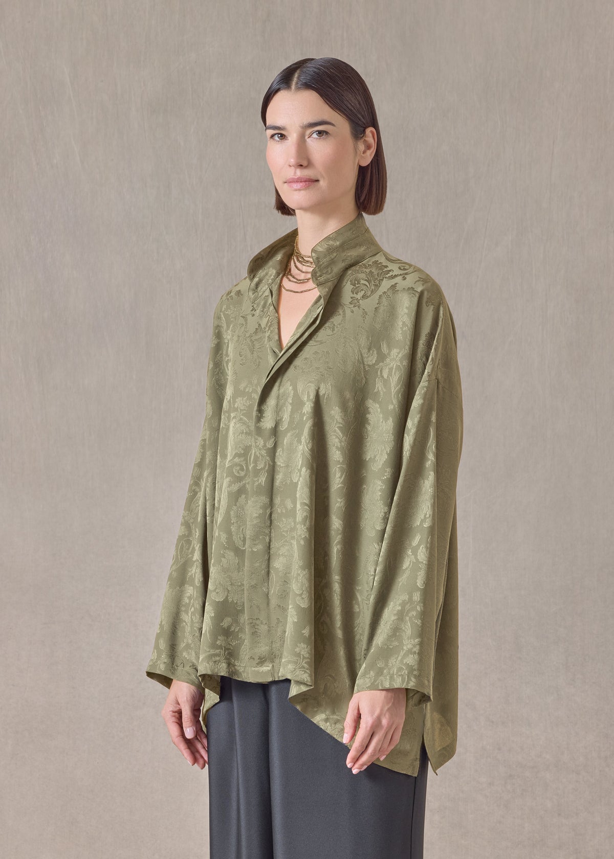 silk wide a-line double stand collar shirt - mid plus (olive)