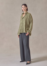 silk wide a-line double stand collar shirt - mid plus (olive)
