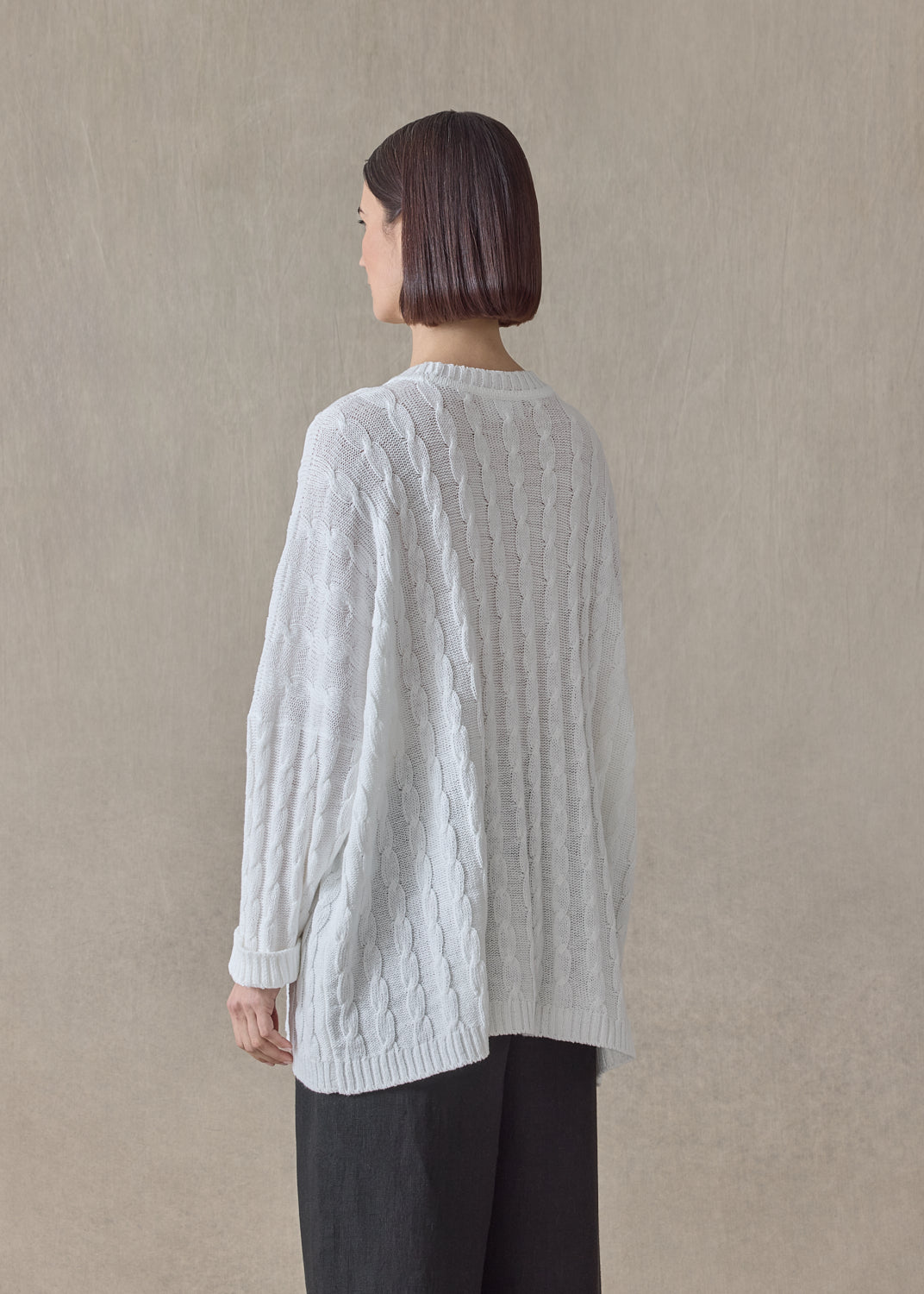 linen cotton mix round neck sweater - mid plus (white)