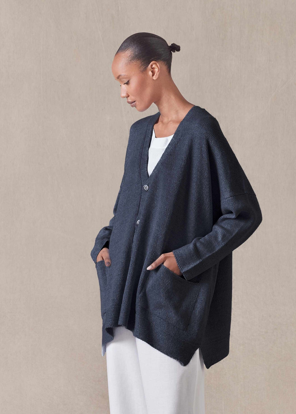 linen cotton mix V neck cardigan - long (navydark)