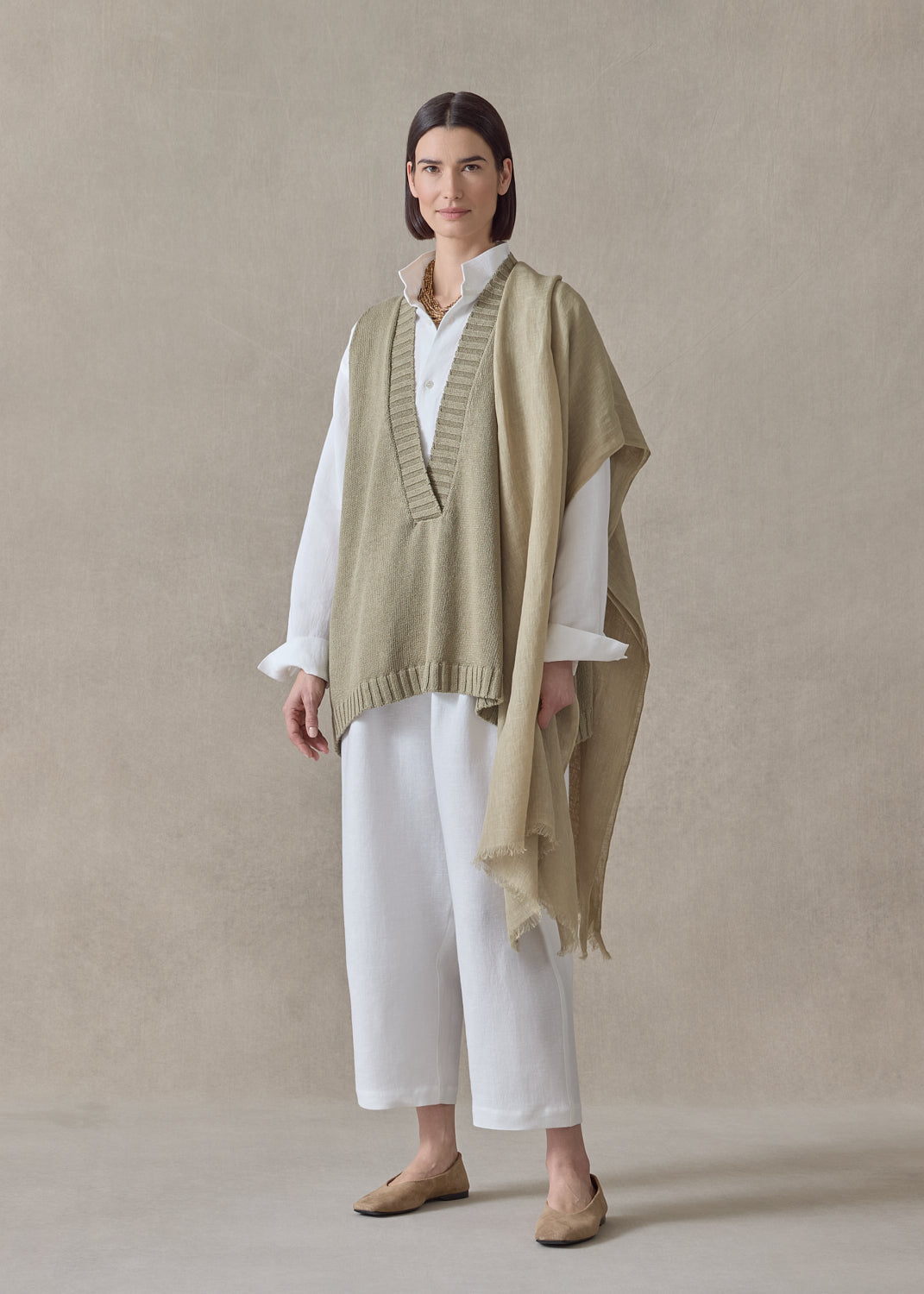 handwoven fine large linen scarf(cardamom)