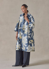silk mix sloped shoulder wide a-line open jacket with collar - 3/4 length (bluegold)