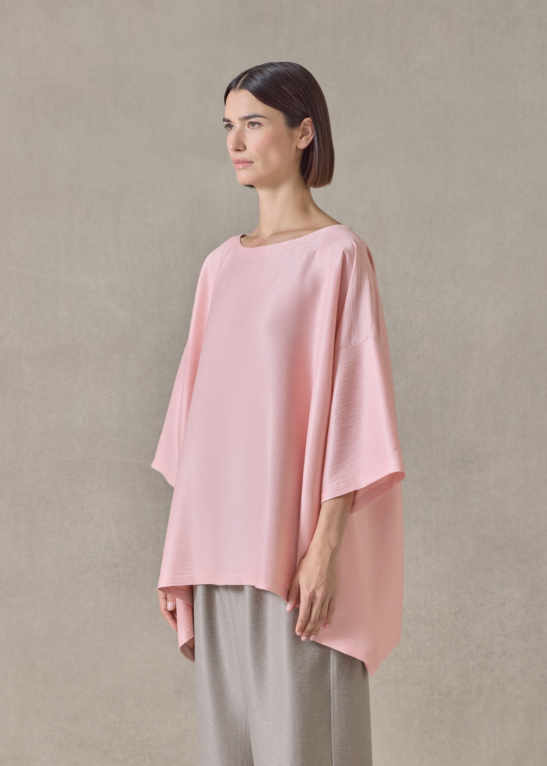 midweight silk plissé dps scoop neck top - mid plus (rosepowder)