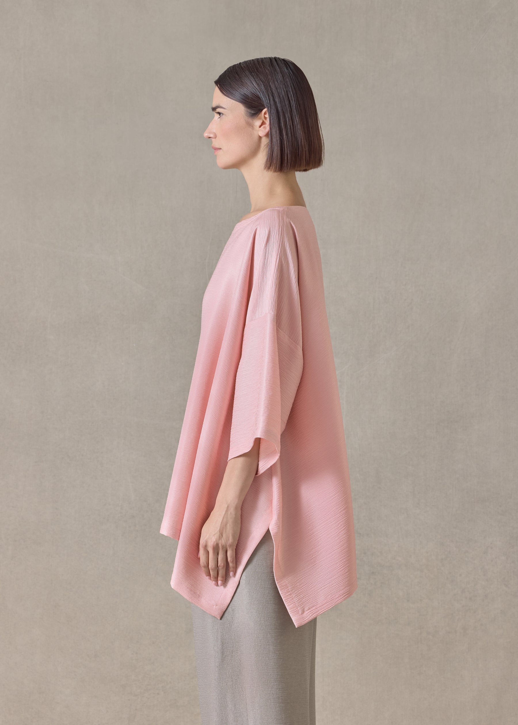 midweight silk plissé dps scoop neck top - mid plus (rosepowder)