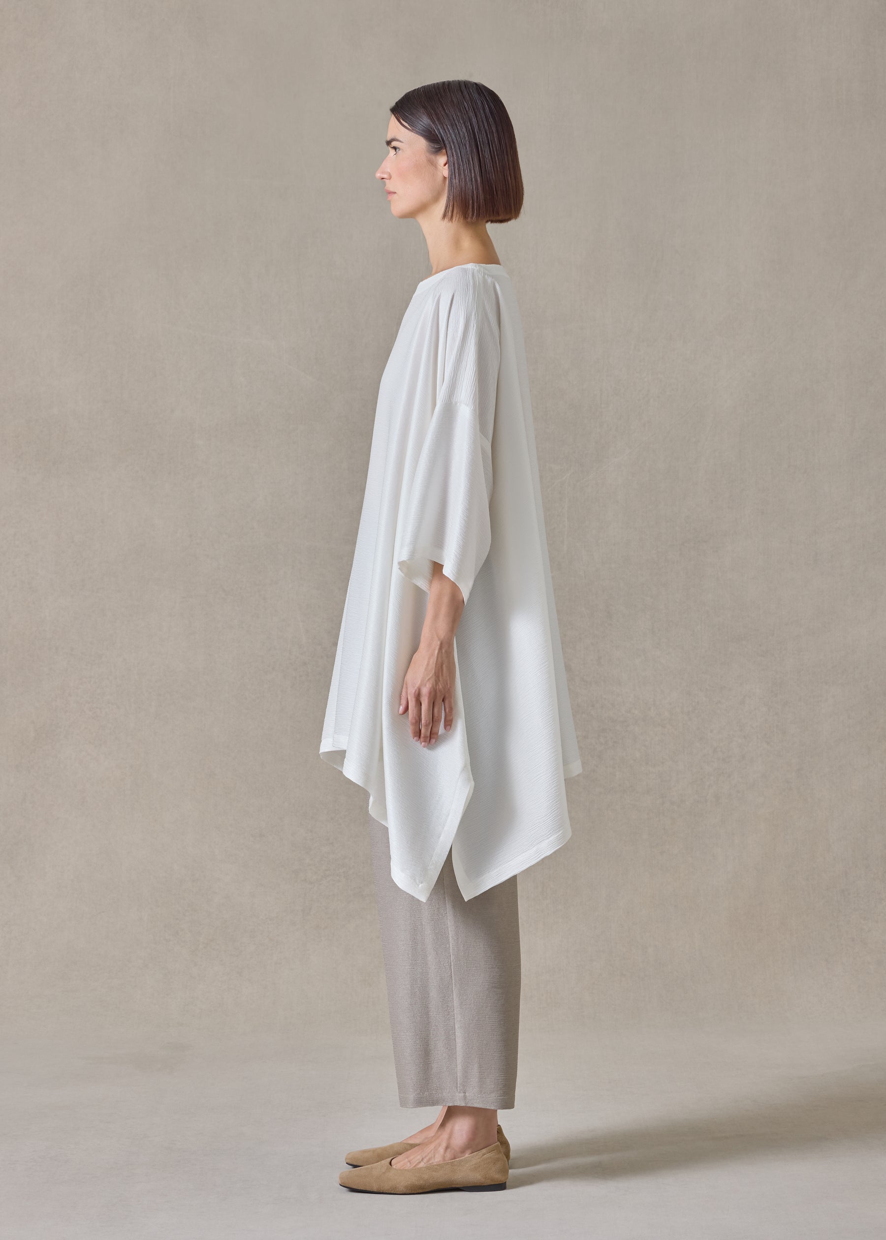 midweight silk plissé dps scoop neck top - long plus (white)