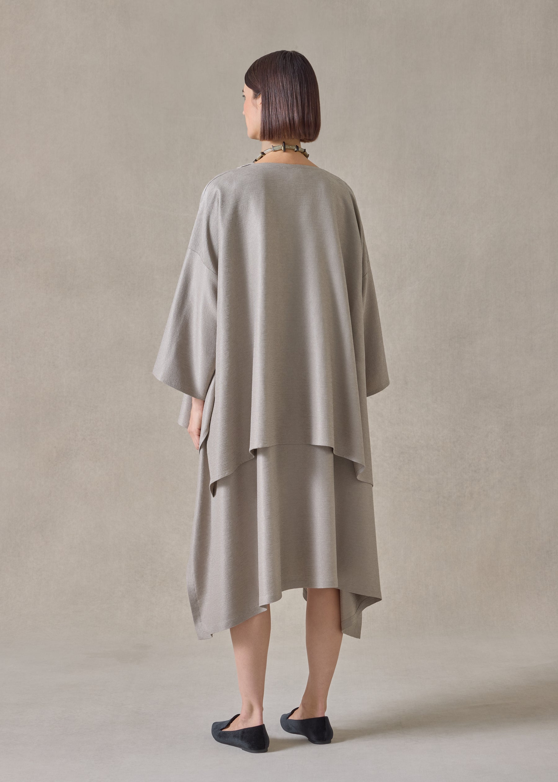 midweight silk plissé dps jacket coat - mid plus (stone)