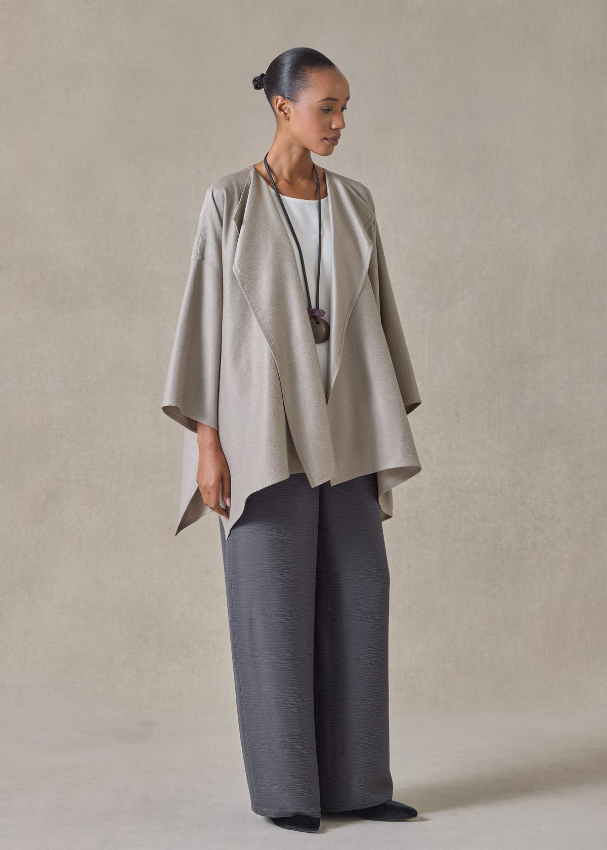 midweight silk plissé dps jacket coat - mid plus (stone)