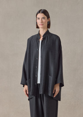 midweight silk plissé wide a-line mandarin jacket - long (black)