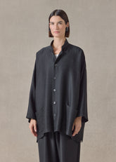 midweight silk plissé wide a-line mandarin jacket - long (black)