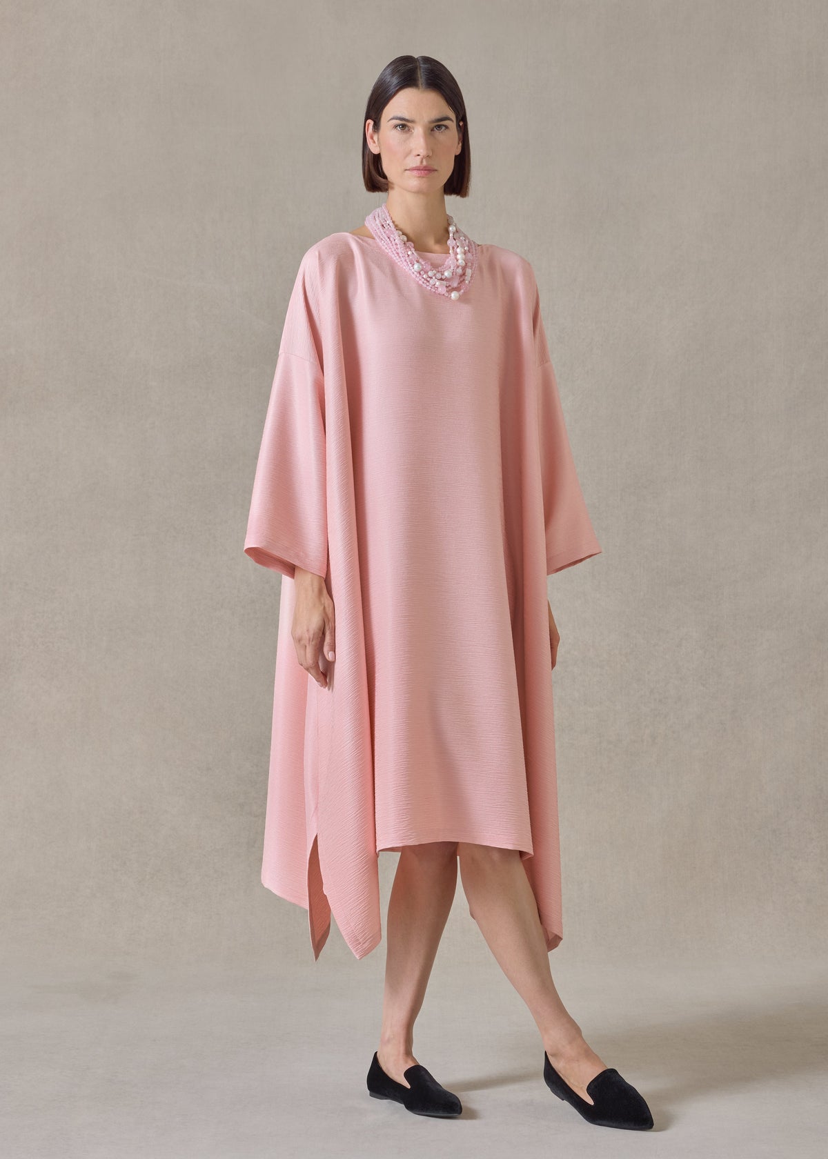 midweight silk plissé scoop neck dress (rosepowder)