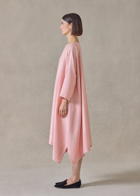 midweight silk plissé scoop neck dress (rosepowder)