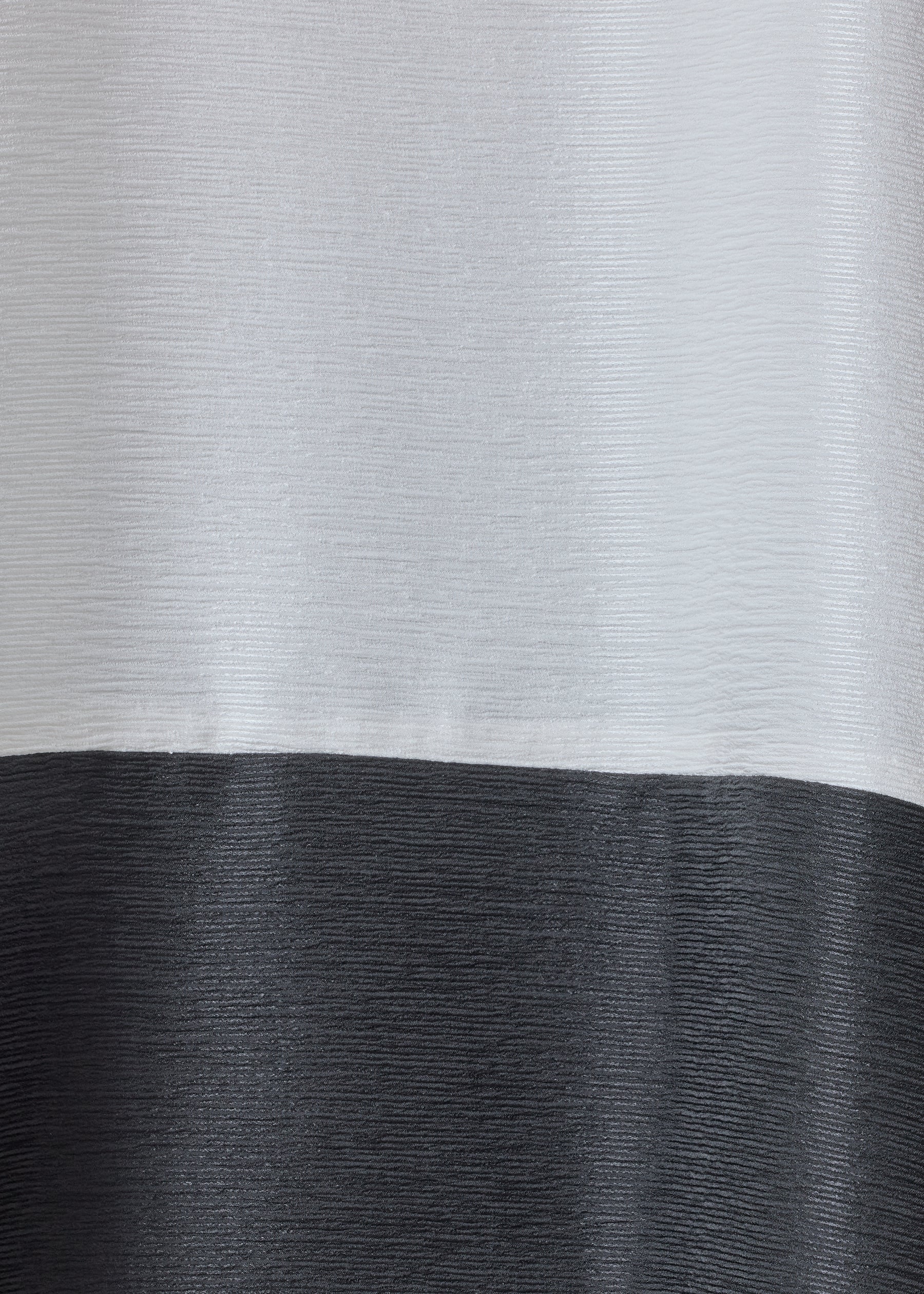 midweight silk plissé wide a-line scoop neck top - long (white/black)
