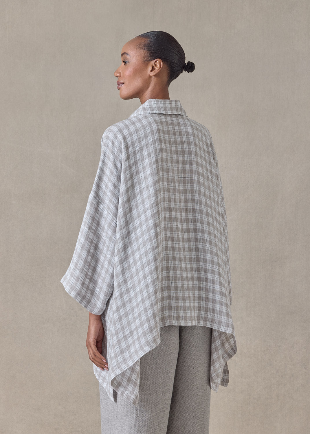 delave linen double pointed sides short sleeve shirt with collar - mid plus (stone)