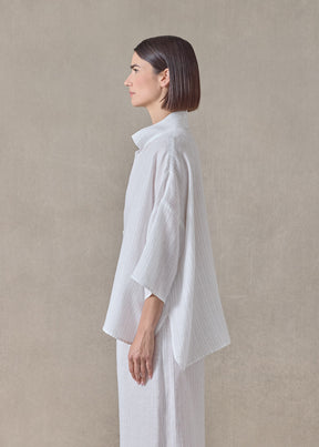 extrafine gold stripe handkerchief linen sloped shoulder wide a-line pleated collar short sleeve shirt - mid (white)