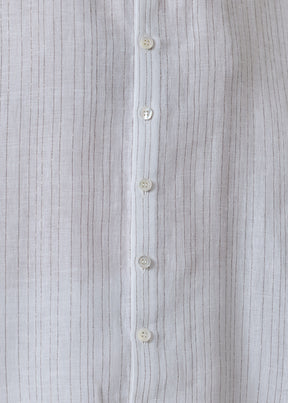 extrafine gold stripe handkerchief linen sloped shoulder wide a-line pleated collar short sleeve shirt - mid (white)