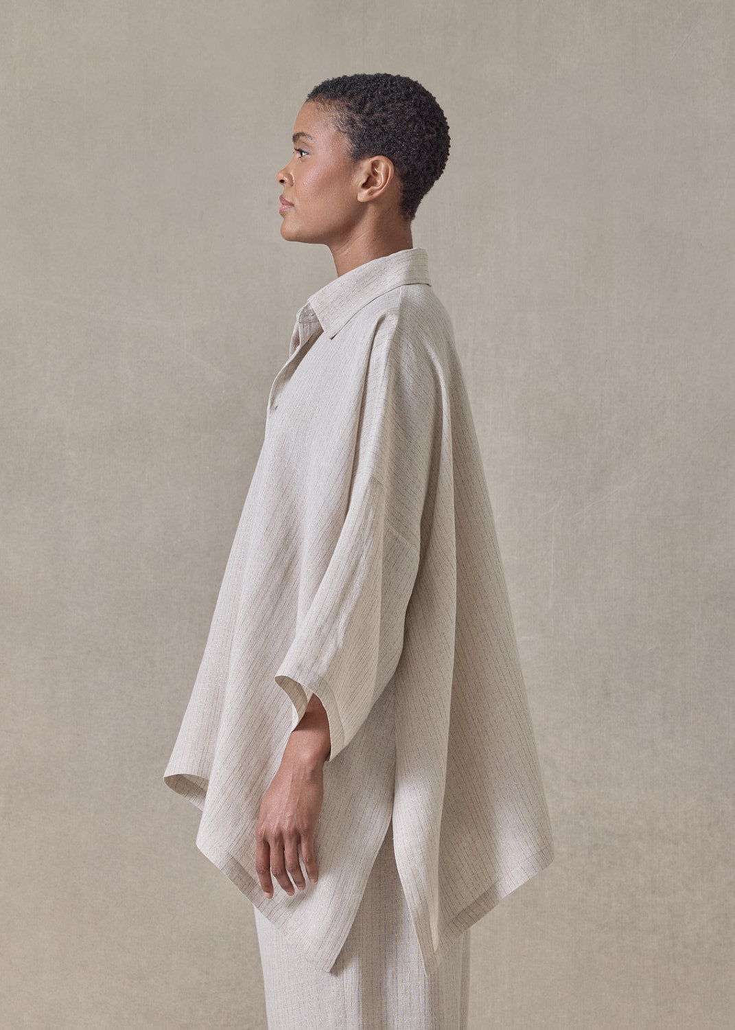 extrafine gold stripe linen dps short sleeve shirt with collar - mid plus (natural)